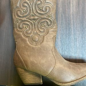 XOXO cowboy boots womens size 9
